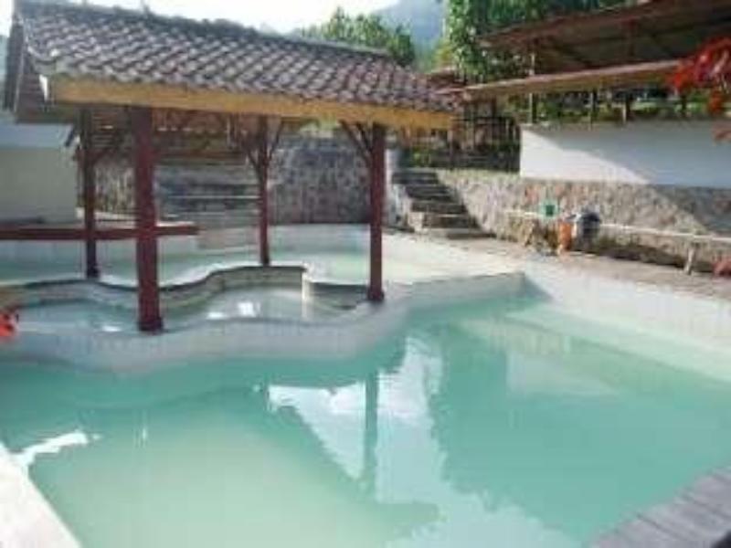 Rindu Alam Resort Berastagi Eksteriør billede